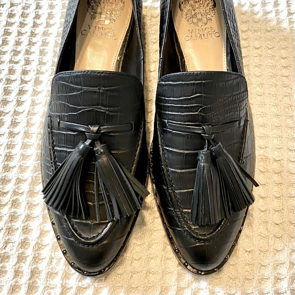 NEW Vince Camuto Leather Loafers